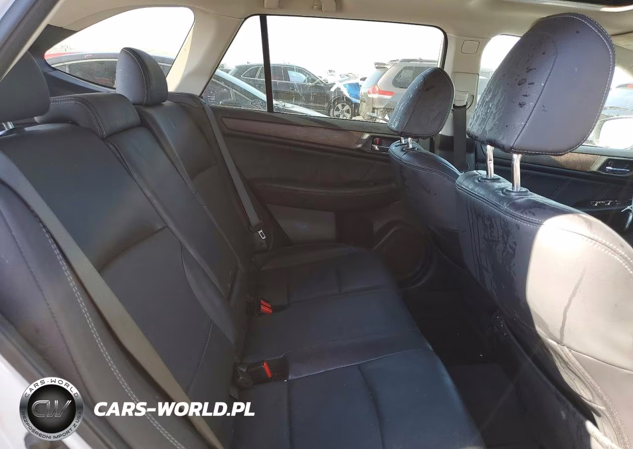 2018 Subaru Outback 3.6R Limited VIN:4S4BSENC1J3293387 - 10