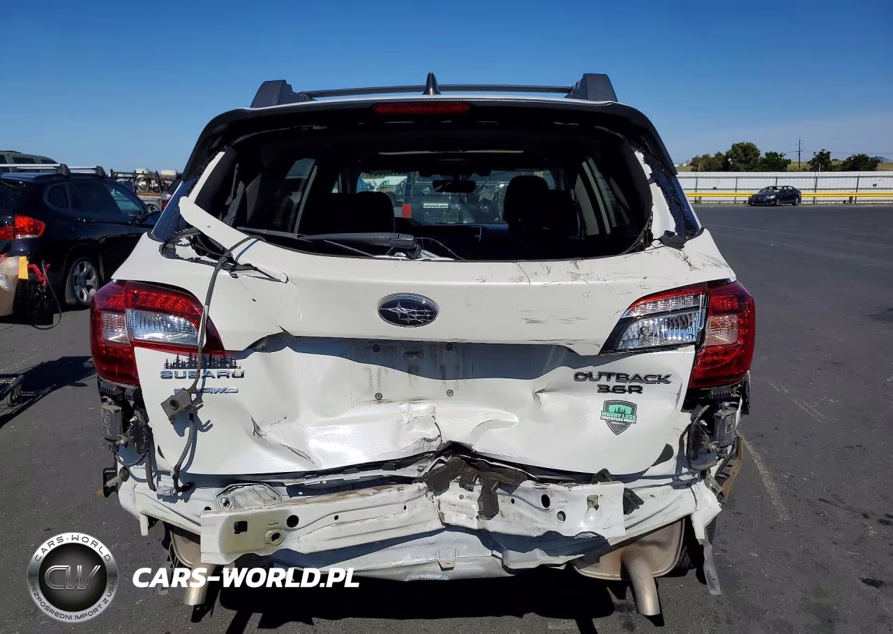 2018 Subaru Outback 3.6R Limited VIN:4S4BSENC1J3293387 - 6