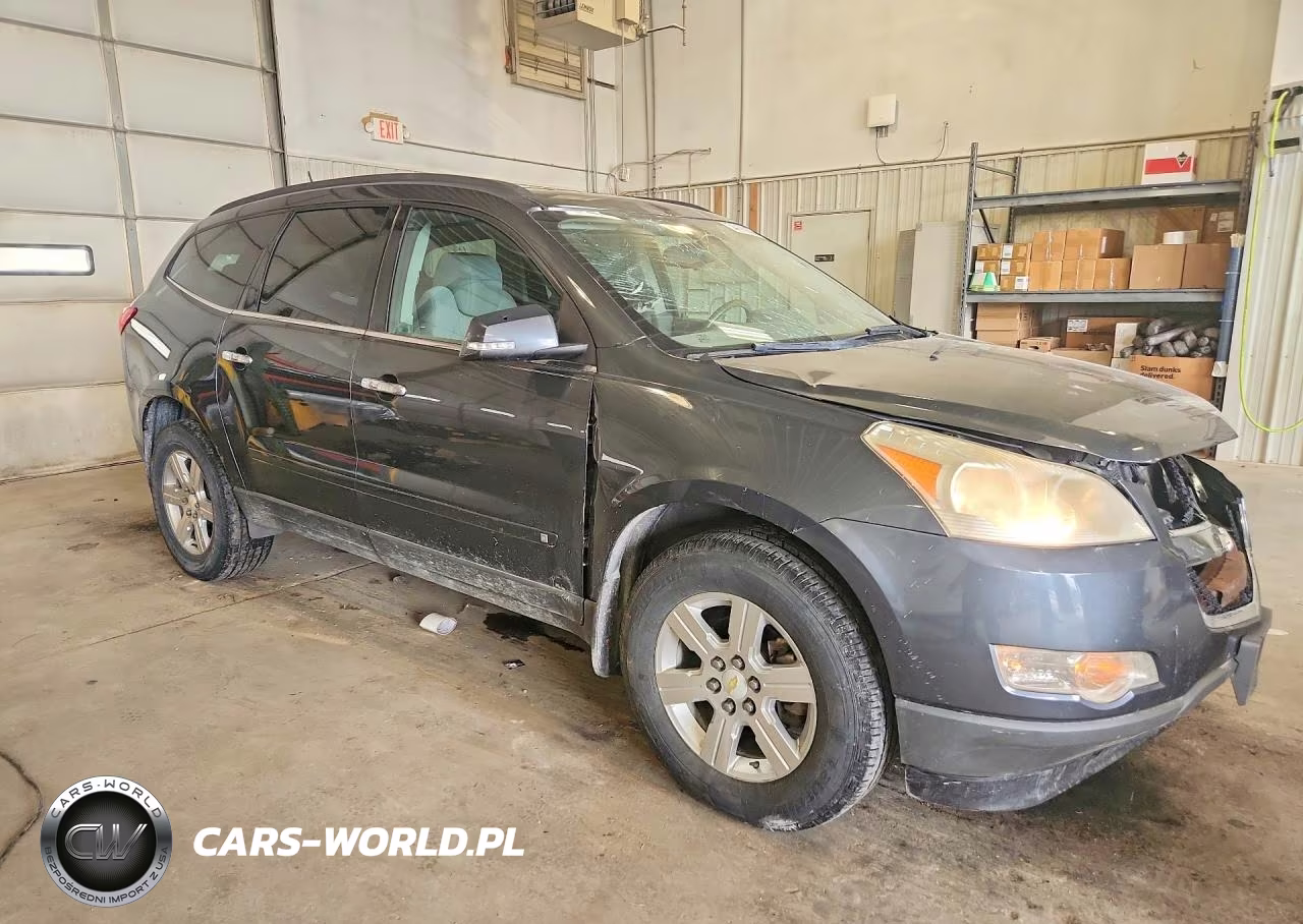2010 Chevrolet Traverse Lt VIN:1GNLRFED9AS145424 - 4