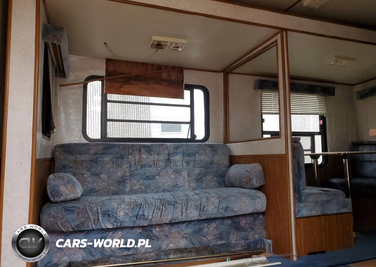 1995 Dutchmen Camper VIN:47CT20R27S1059702 - 9