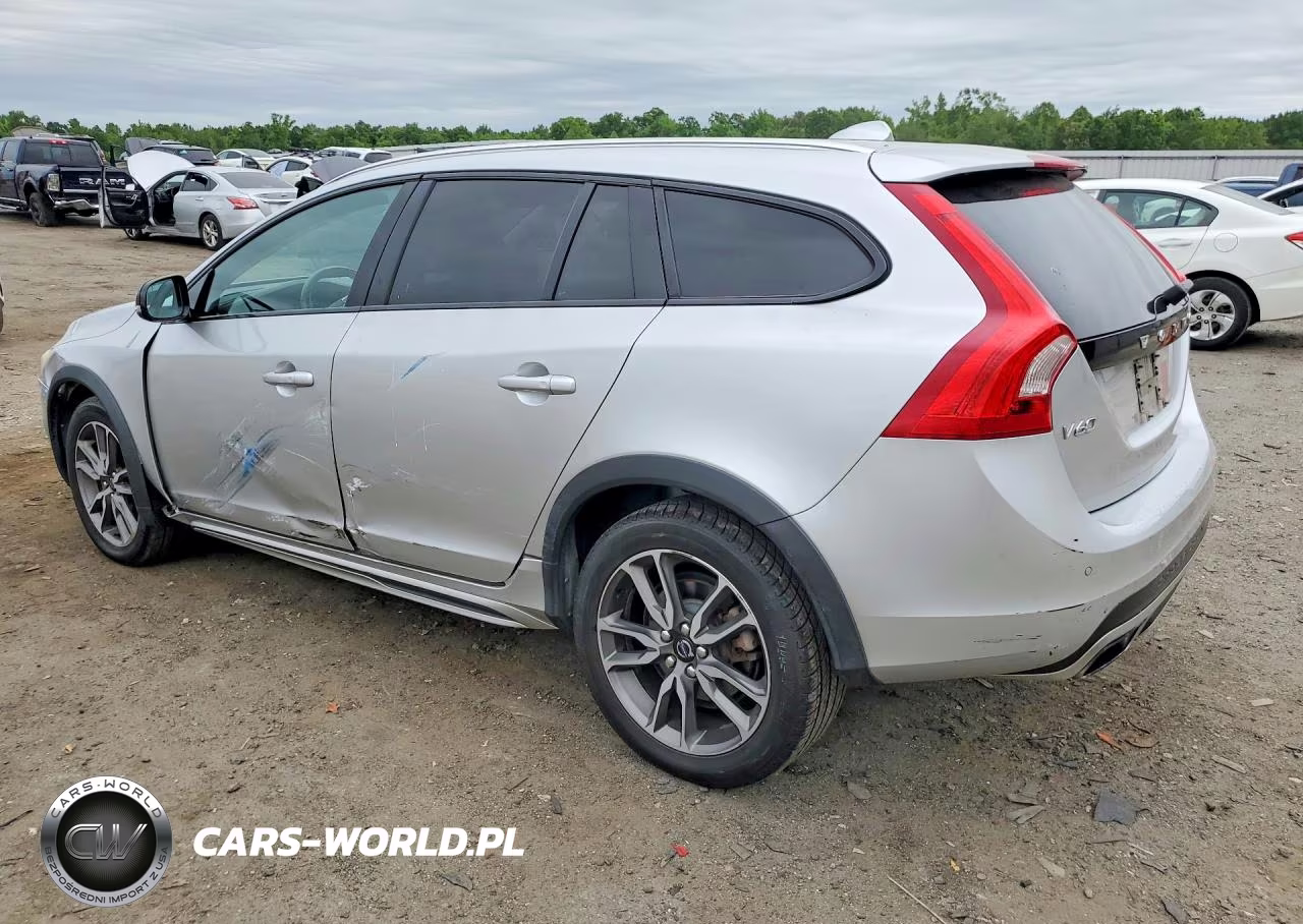2015 Volvo V60 Cross Country Premier VIN:YV4612HK5F1001363 - 2