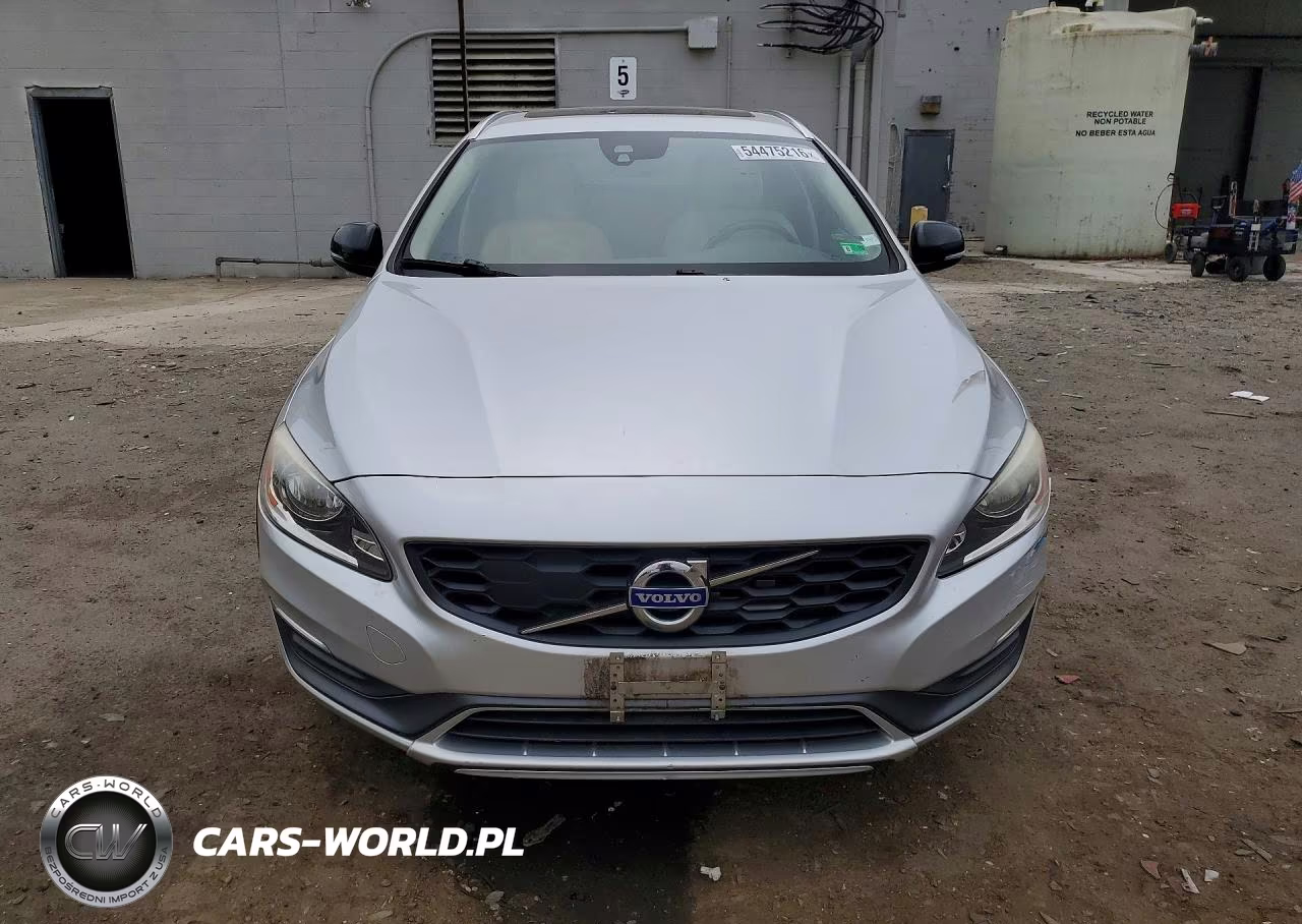 2015 Volvo V60 Cross Country Premier VIN:YV4612HK5F1001363 - 5