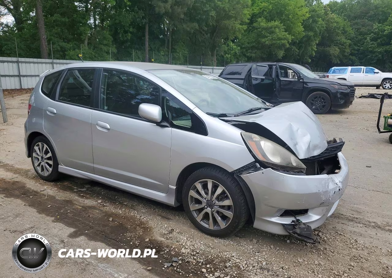 2012 Honda Fit Sport VIN:JHMGE8H57CC004661 - 4
