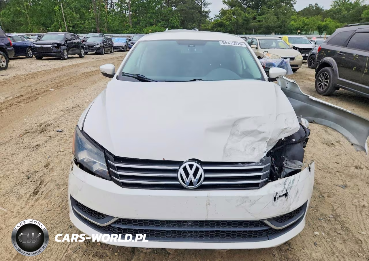 2015 Volkswagen Passat S VIN:1VWAT7A33FC068424 - 5