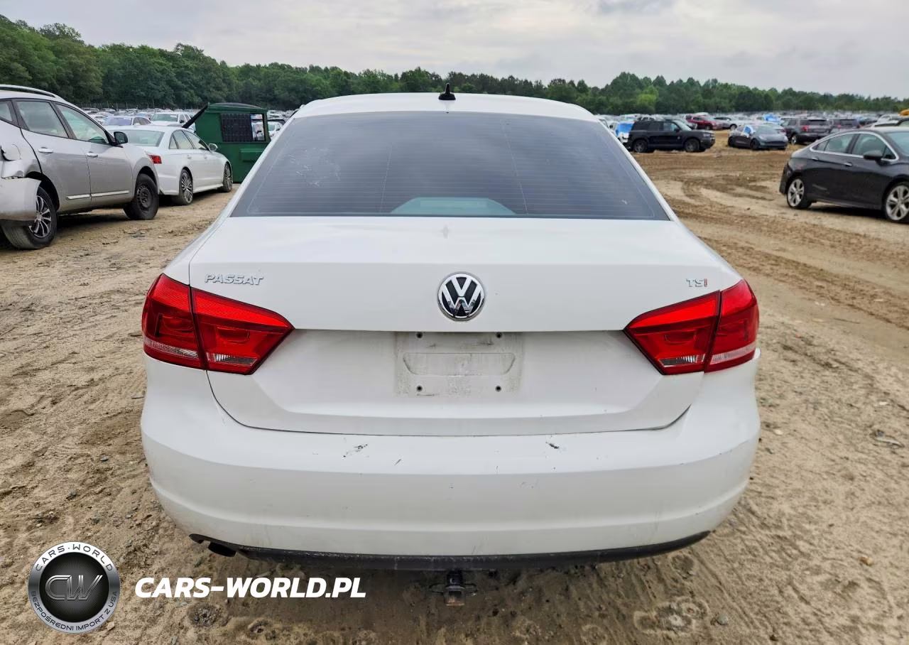 2015 Volkswagen Passat S VIN:1VWAT7A33FC068424 - 6