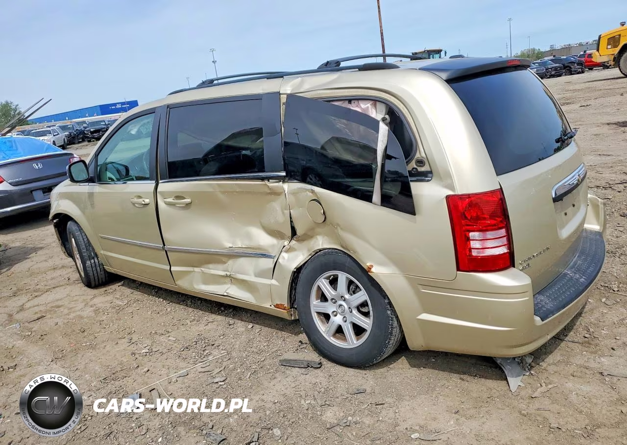 2010 Chrysler Town & Country Touring Plus VIN:2A4RR8DX6AR456654 - 2