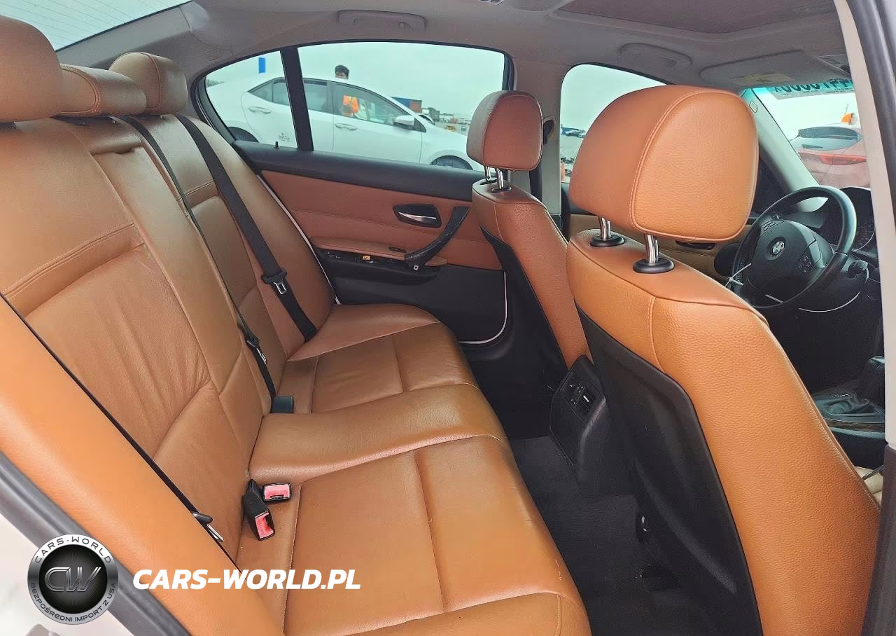 2011 BMW 328 I VIN:WBAPH7G53BNN05020 - 10