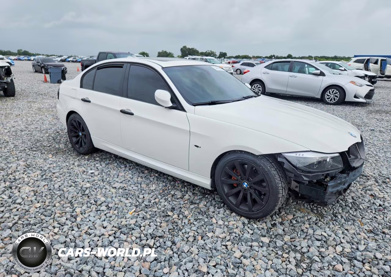 2011 BMW 328 I VIN:WBAPH7G53BNN05020 - 4