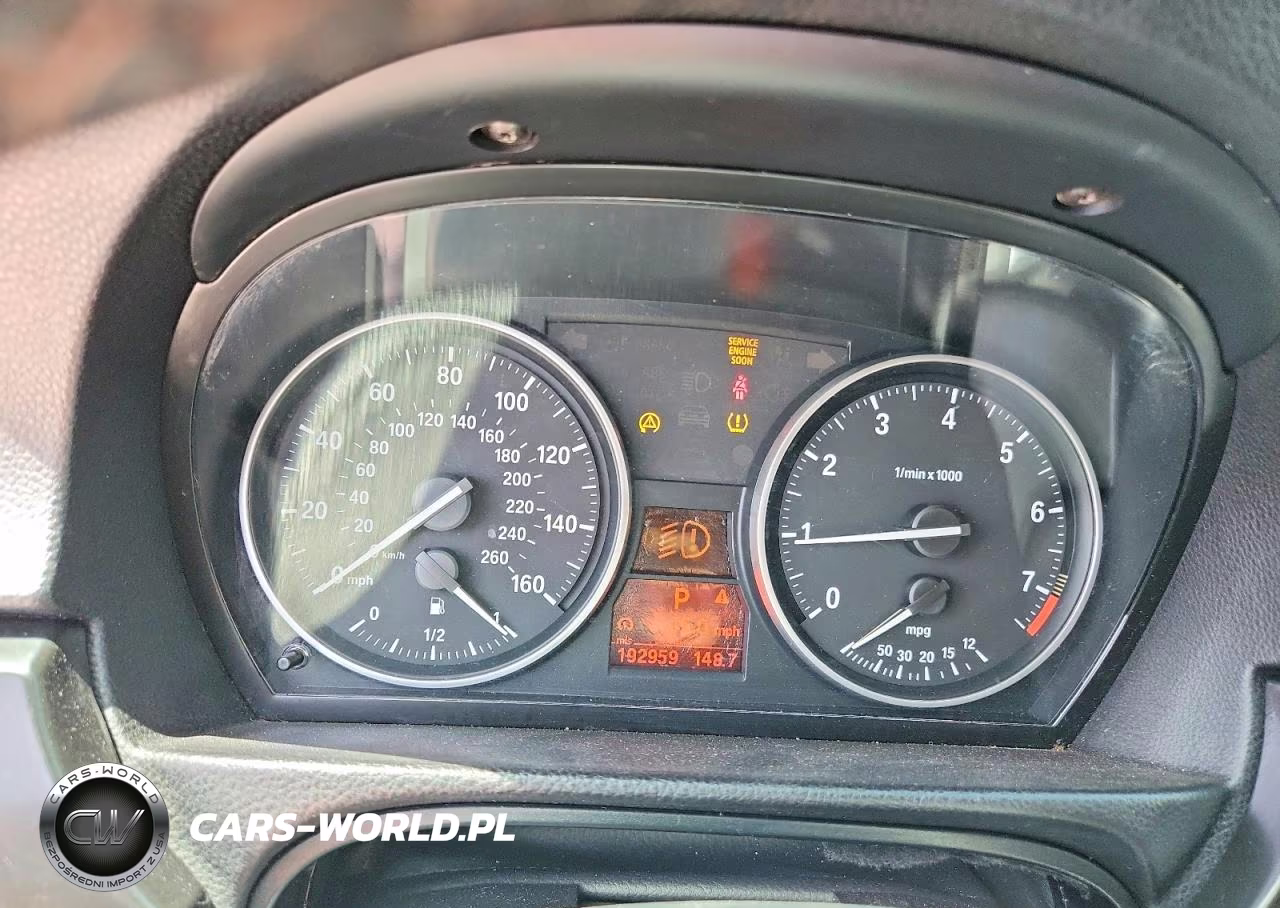 2011 BMW 328 I VIN:WBAPH7G53BNN05020 - 9