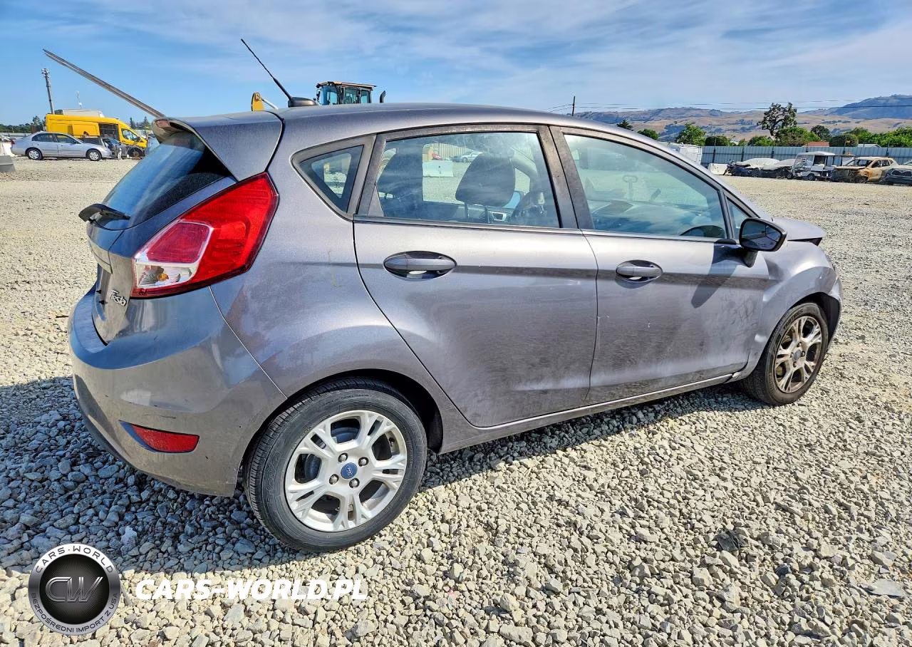 2014 Ford Fiesta Se VIN:3FADP4EJ8EM169313 - 3