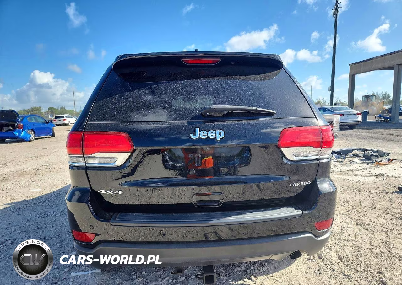 2017 Jeep Grand Cherokee Laredo VIN:1C4RJFAGXHC962822 - 6