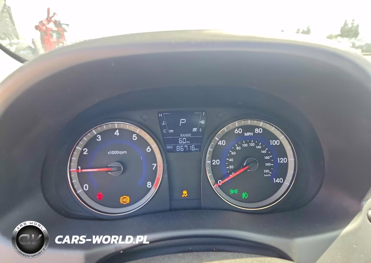 2013 Hyundai Accent Se VIN:KMHCU5AE3DU130664 - 9