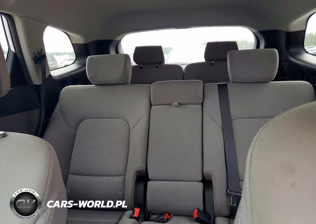 2017 Hyundai Santa Fe Se VIN:KM8SM4HF3HU251964 - 10