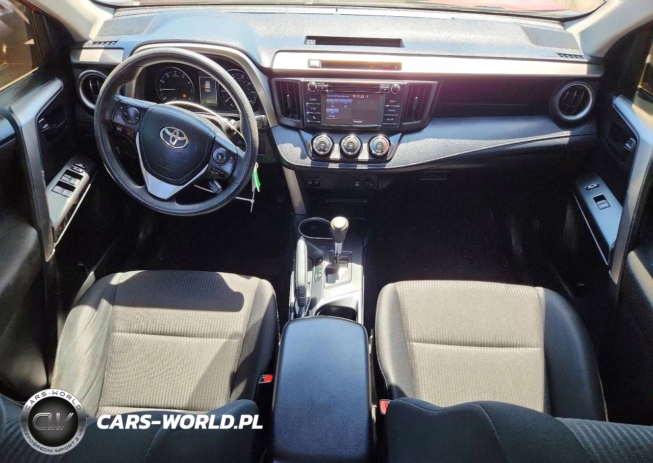 2017 Toyota Rav4 Le VIN:JTMBFREV3HJ116508 - 8