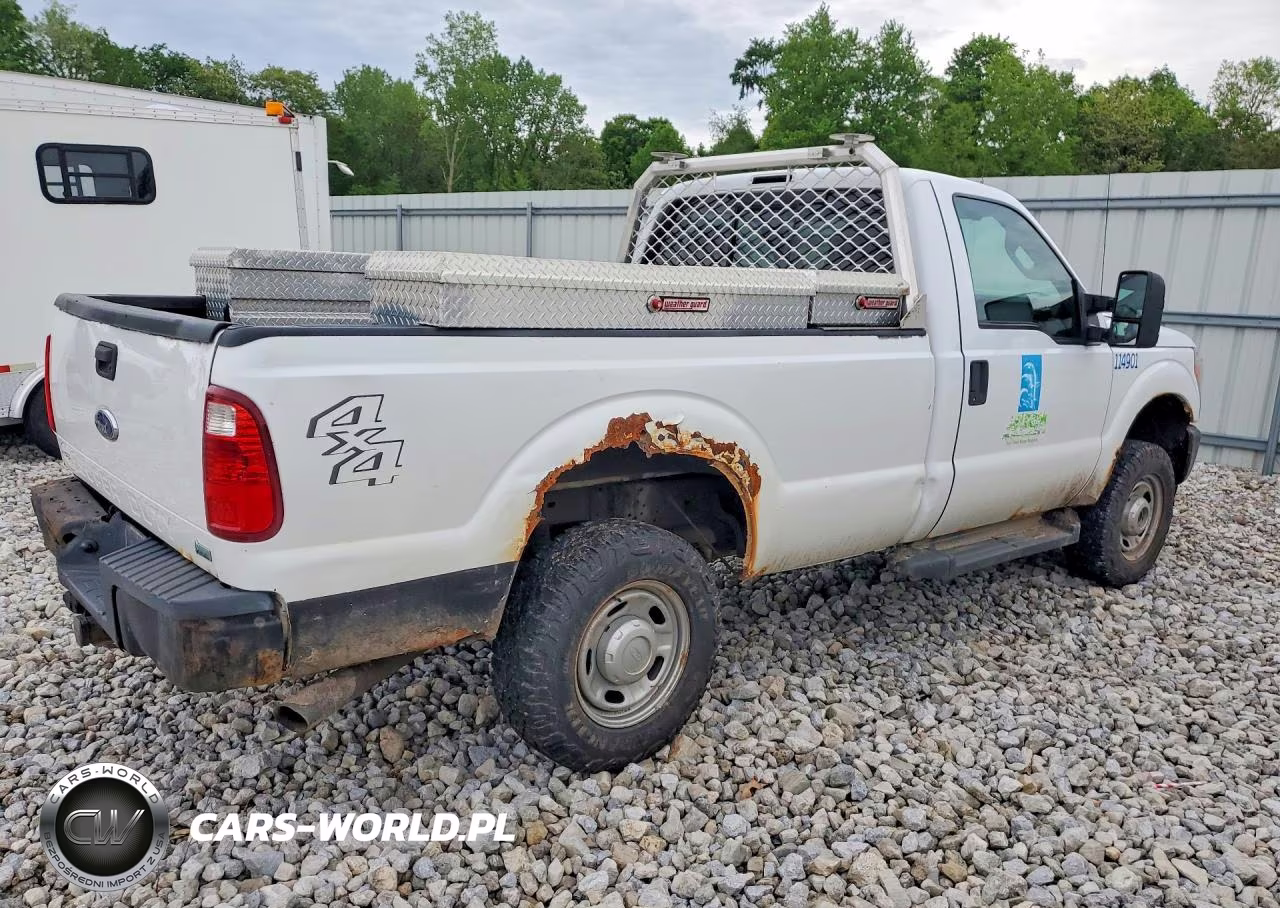2011 Ford F250 Super Duty VIN:1FTBF2B68BEB05377 - 3