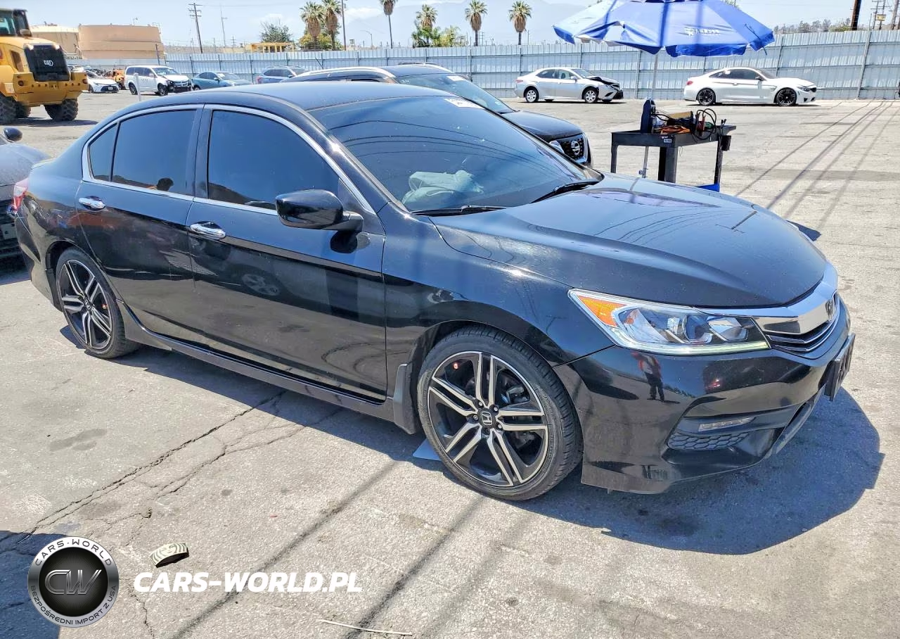 2017 Honda Accord Sport VIN:1HGCR2F55HA079464 - 4