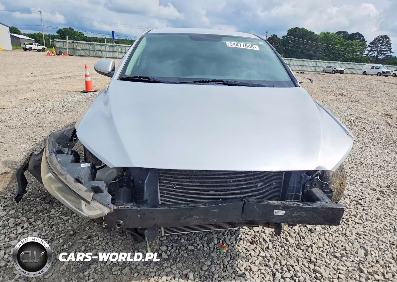 2018 Hyundai Elantra Sel VIN:KMHD84LFXJU449533 - 5