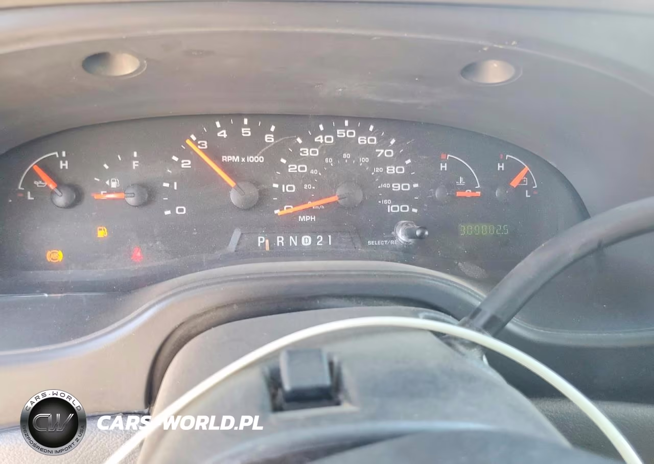 2008 Ford Econoline E150 Wagon VIN:1FMNE11L58DB42446 - 9