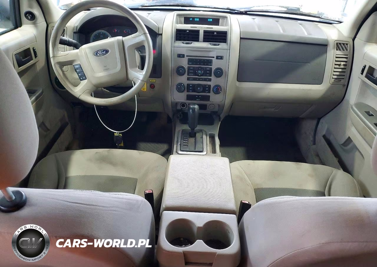 2008 Ford Escape Xlt VIN:1FMCU93108KB75578 - 8
