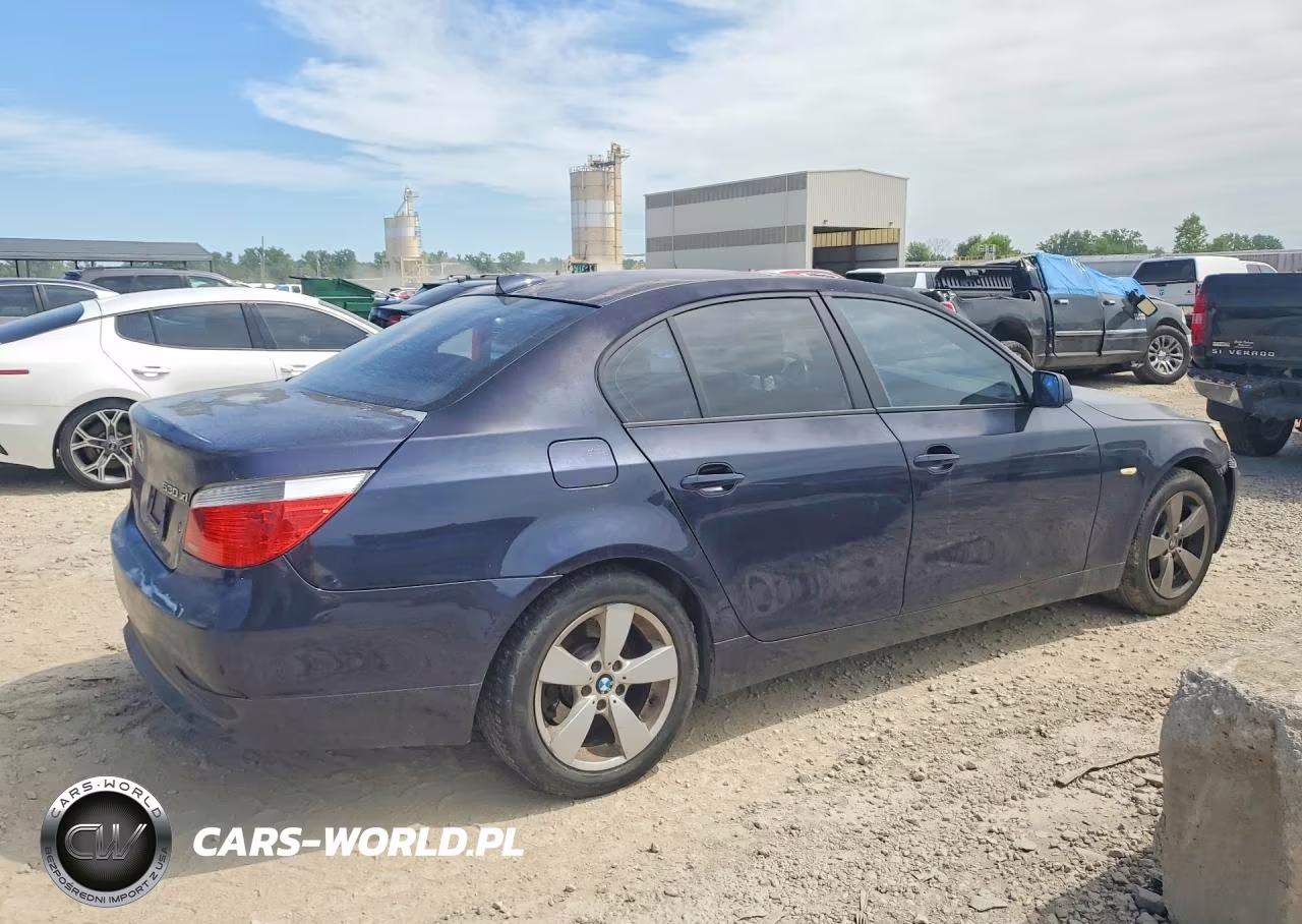 2006 BMW 530 Xi VIN:WBANF73506CC34120 - 3