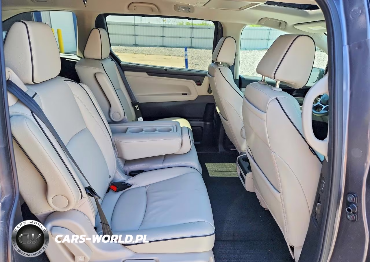 2026 Honda Odyssey Touring VIN:5FNRL6H85TB001100 - 11