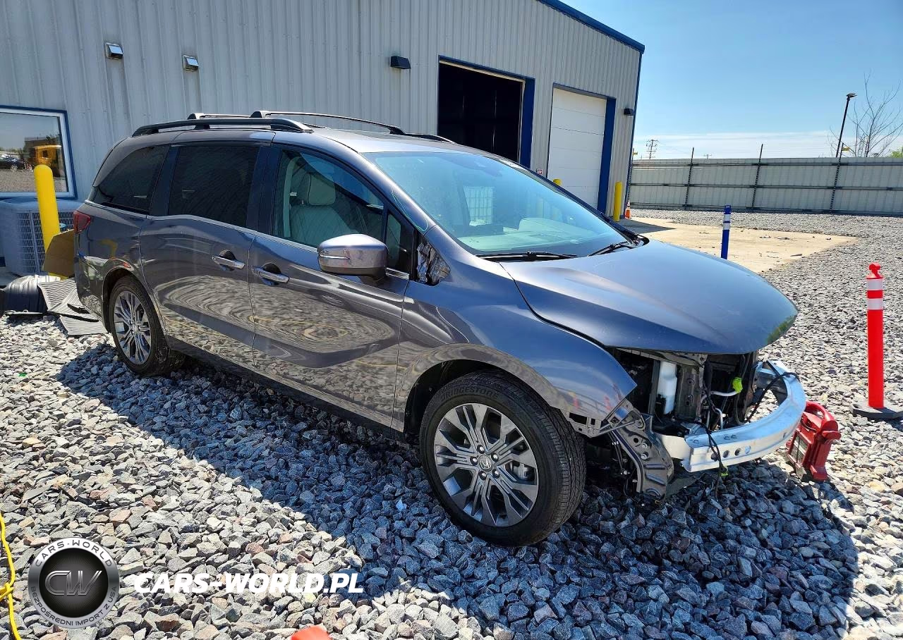2026 Honda Odyssey Touring VIN:5FNRL6H85TB001100 - 4