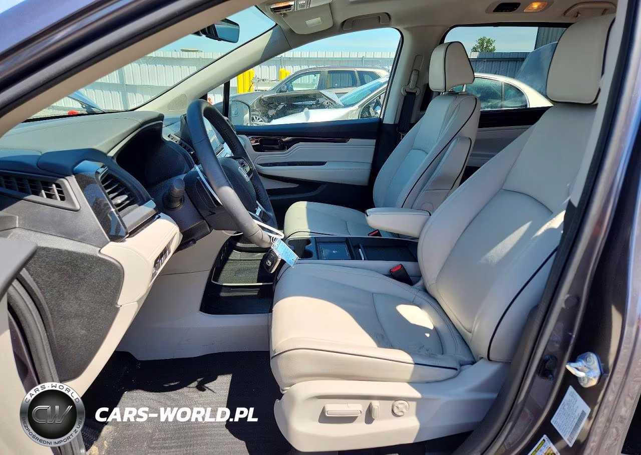 2026 Honda Odyssey Touring VIN:5FNRL6H85TB001100 - 7