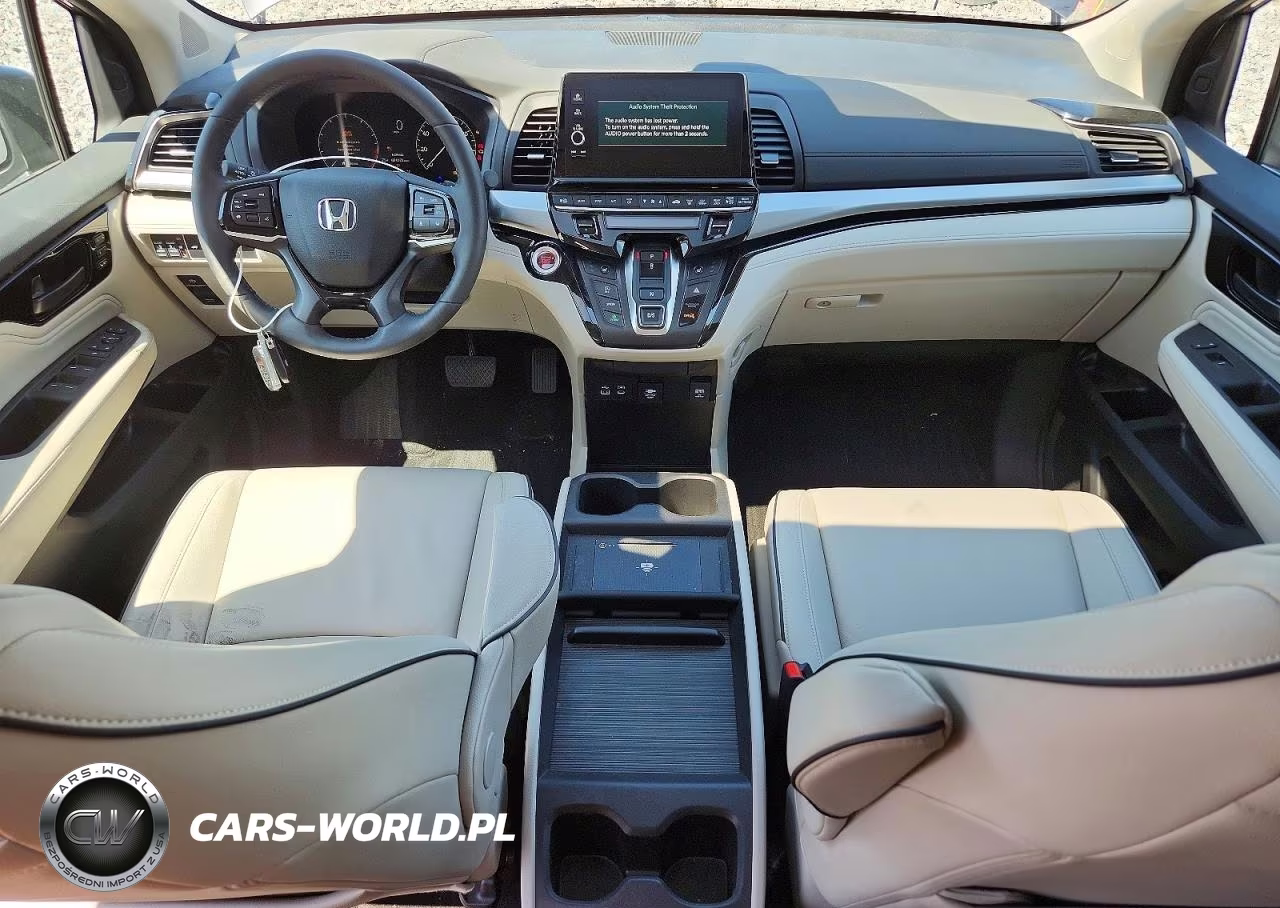 2026 Honda Odyssey Touring VIN:5FNRL6H85TB001100 - 8