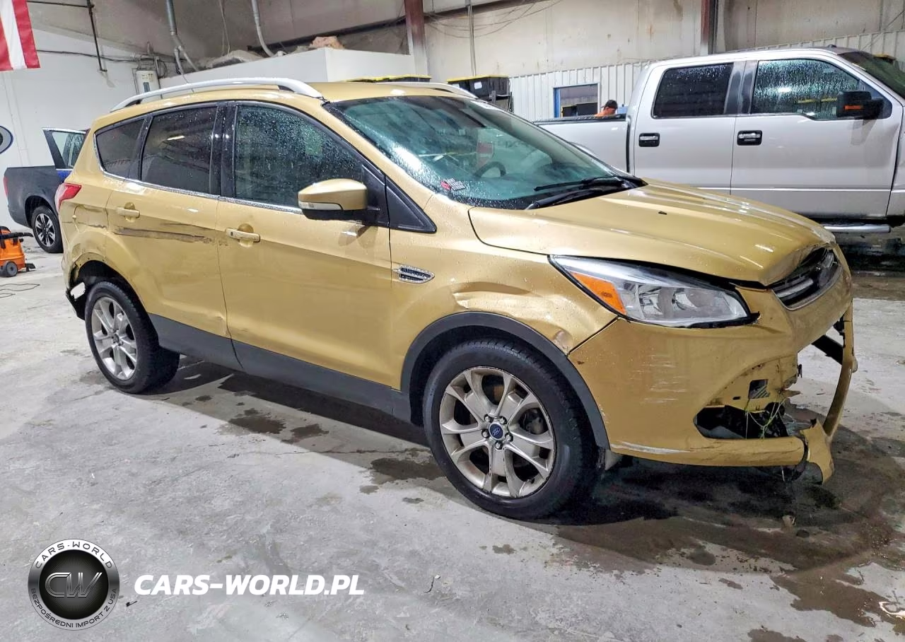 2015 Ford Escape Titanium VIN:1FMCU0J95FUA26945 - 4