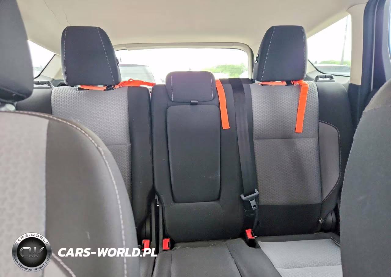 2017 Ford Escape Se VIN:1FMCU0GD6HUC94420 - 10