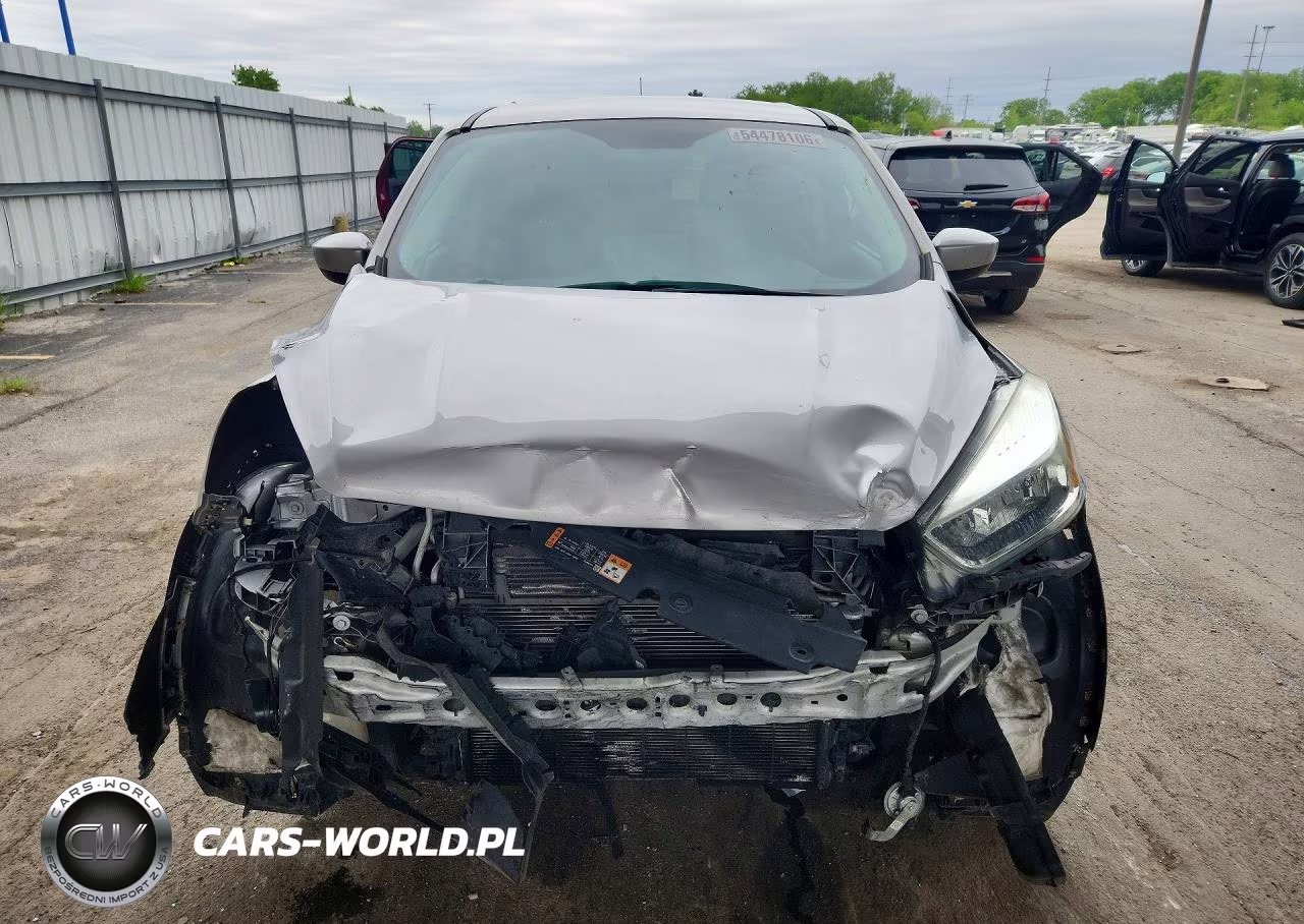 2017 Ford Escape Se VIN:1FMCU0GD6HUC94420 - 5