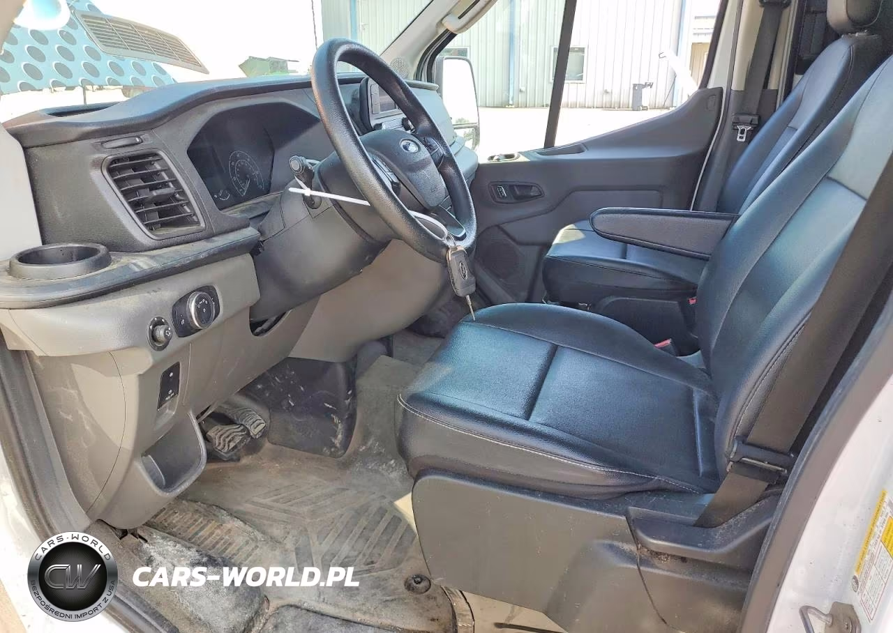 2024 Ford Transit 250 Delivery Van VIN:1FTBR1C81RKA00337 - 7