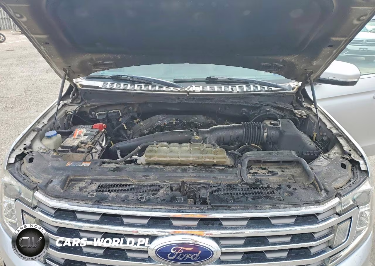 2019 Ford Expedition Xlt VIN:1FMJU1JT2KEA45062 - 12