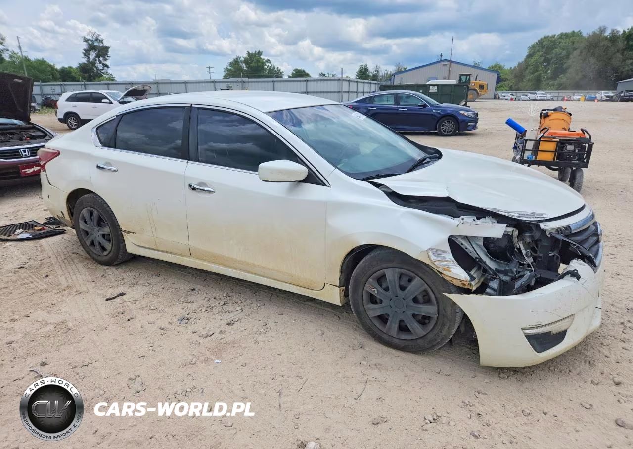 2013 Nissan Altima 2.5 VIN:1N4AL3AP7DC193900 - 4