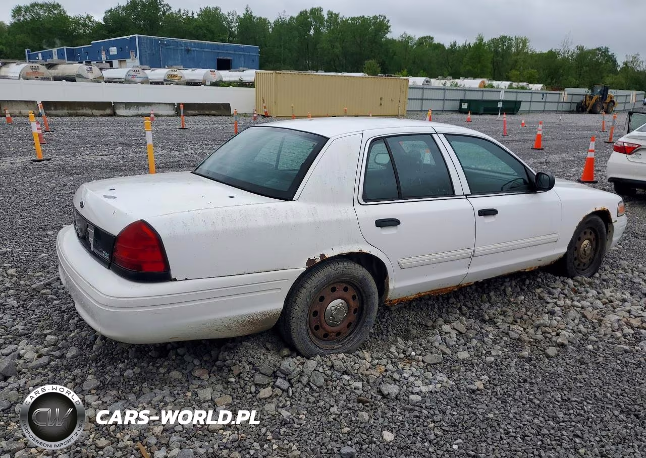 2009 Ford Crown Victoria Police Interceptor VIN:2FAHP71V09X143438 - 3