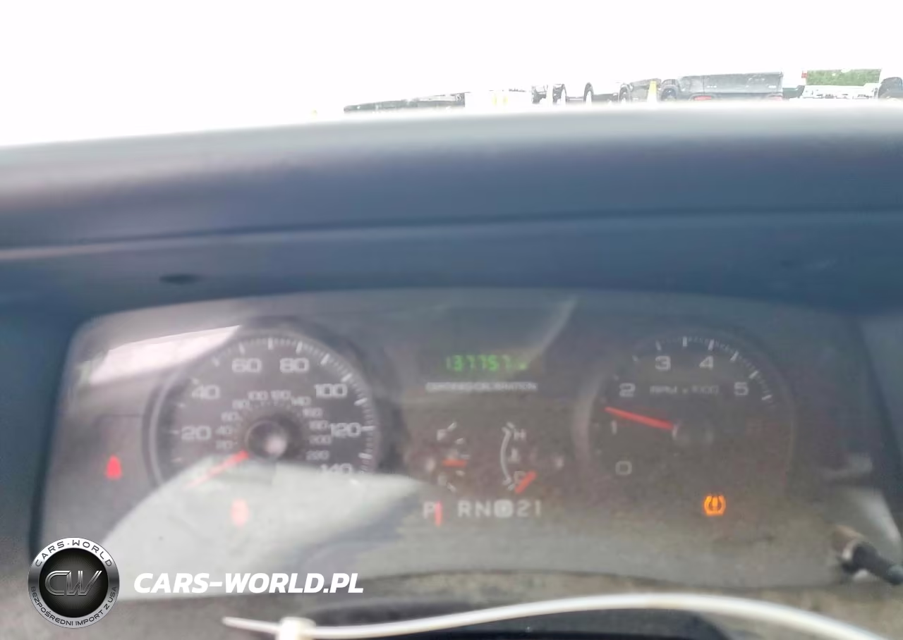 2009 Ford Crown Victoria Police Interceptor VIN:2FAHP71V09X143438 - 9