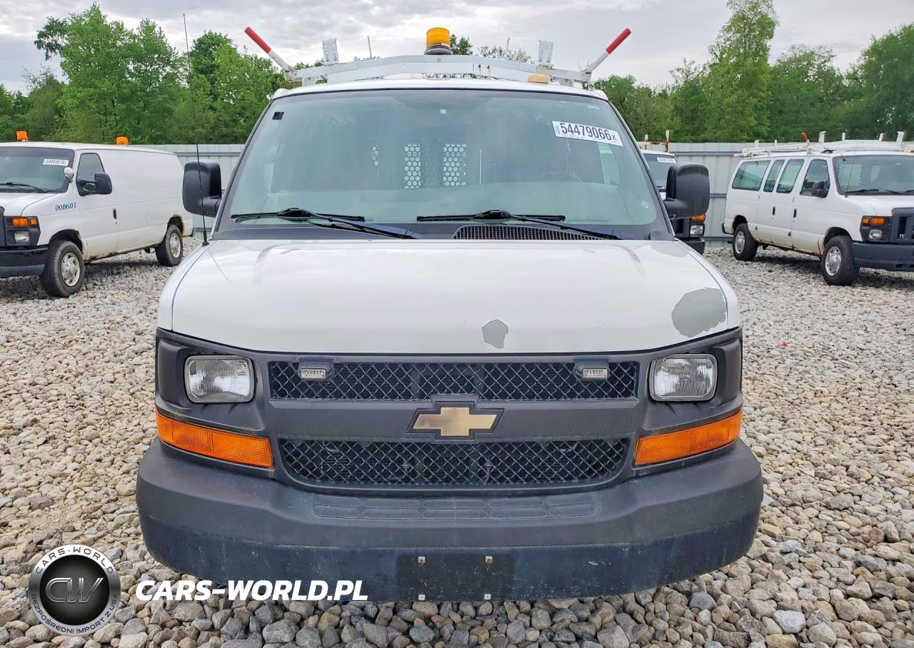 2012 Chevrolet Express G2500 VIN:1GCWGFCA2C1120104 - 5
