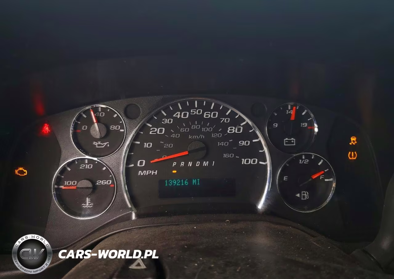 2012 Chevrolet Express G2500 VIN:1GCWGFCA2C1120104 - 9