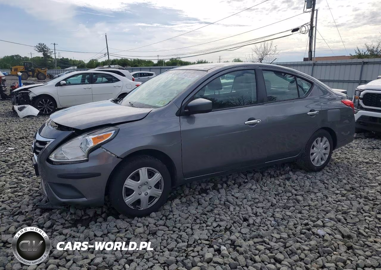 2016 Nissan Versa 1.6 Sv