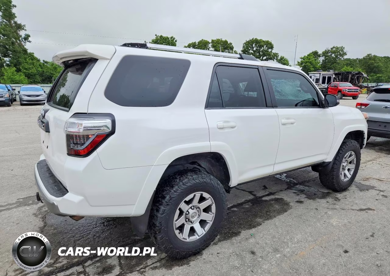2016 Toyota 4Runner Trail Premium VIN:JTEBU5JR9G5400283 - 3