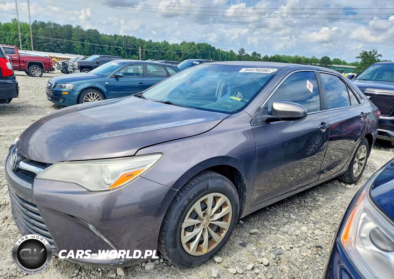 2017 Toyota Camry Le – zdjęcie 1 z 12