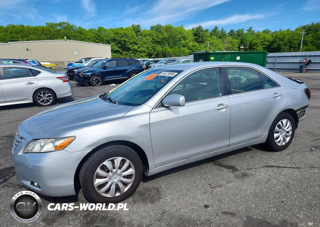 2008 Toyota Camry Le – zdjęcie 1 z 12