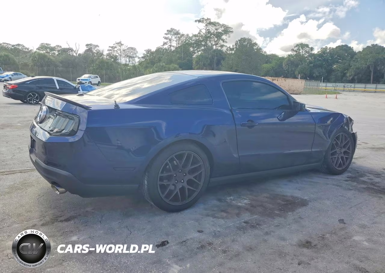 2012 Ford Mustang VIN:1ZVBP8AM2C5247111 - 3
