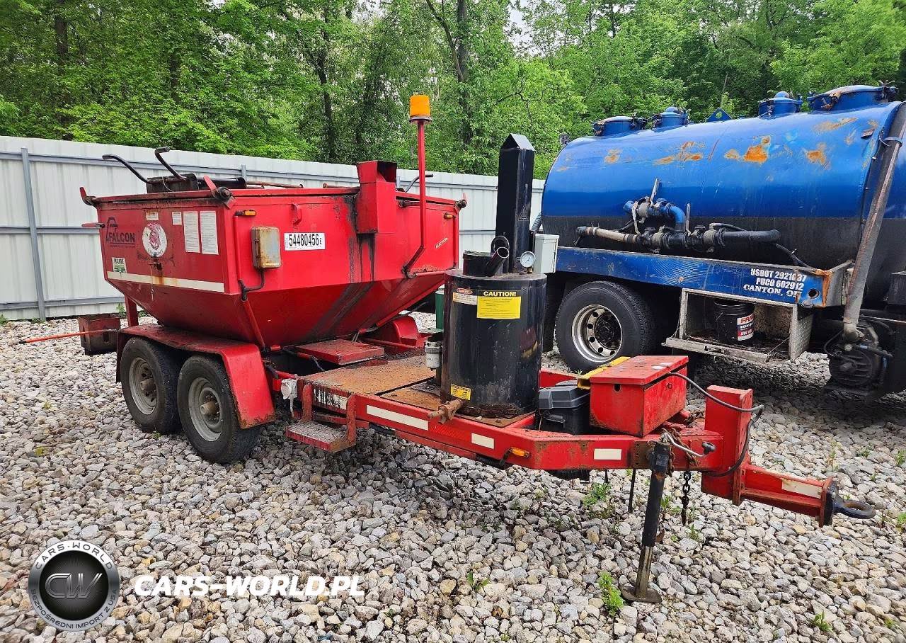 2018 Falcon Rme Construction Equipment VIN:1F9P41726JM339178 - 9