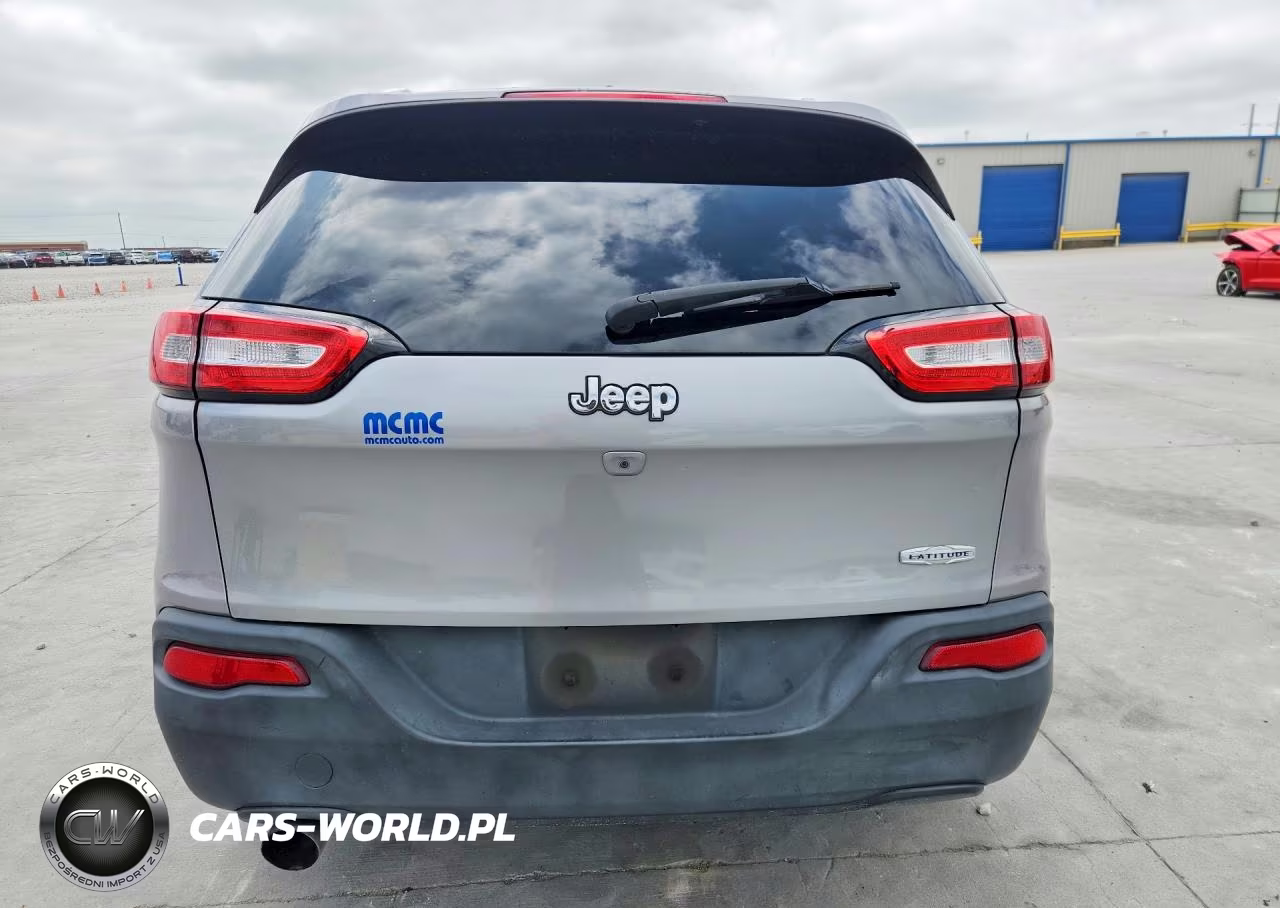 2016 Jeep Cherokee Latitude VIN:1C4PJLCB2GW346844 - 6