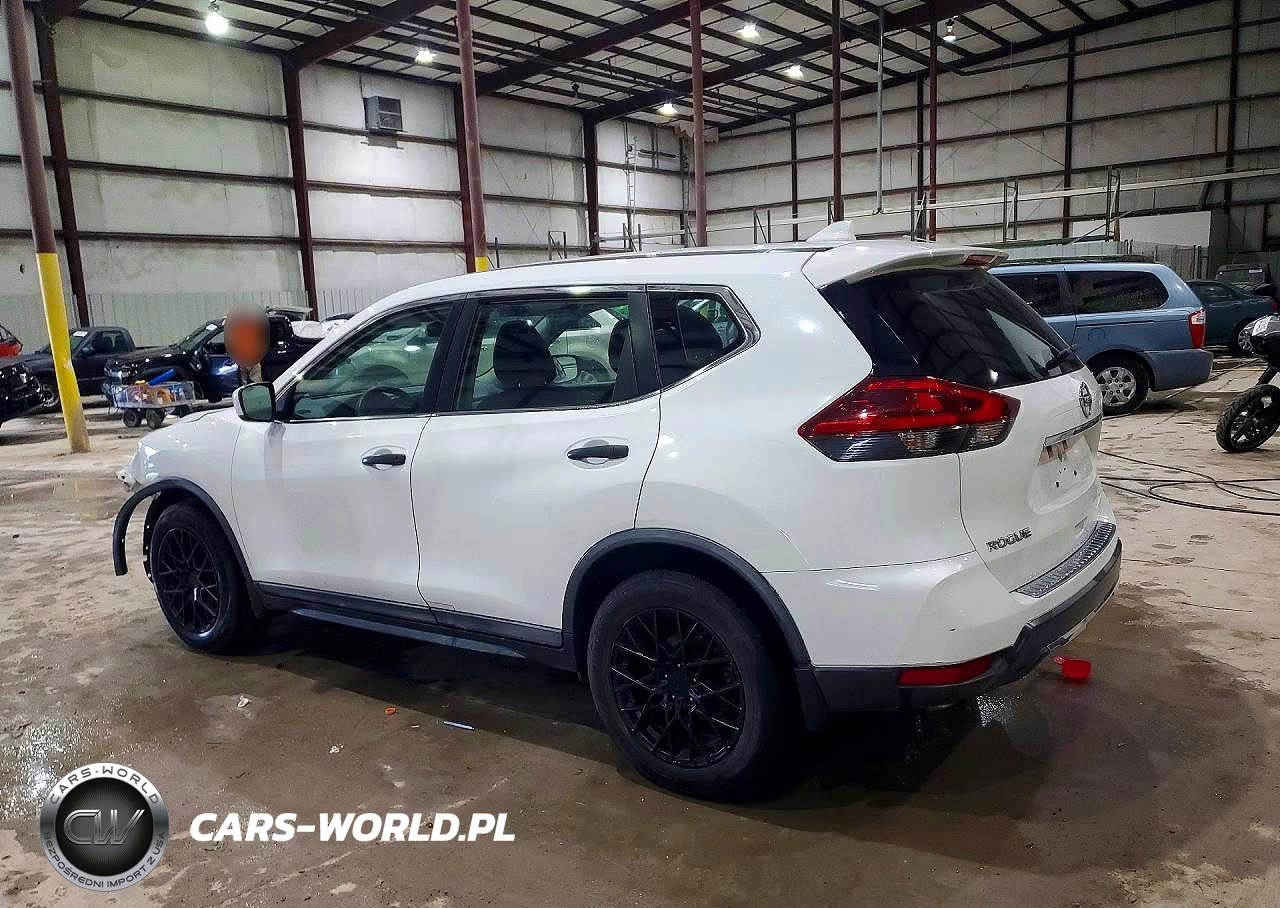2018 Nissan Rogue S VIN:KNMAT2MT1JP559707 - 2