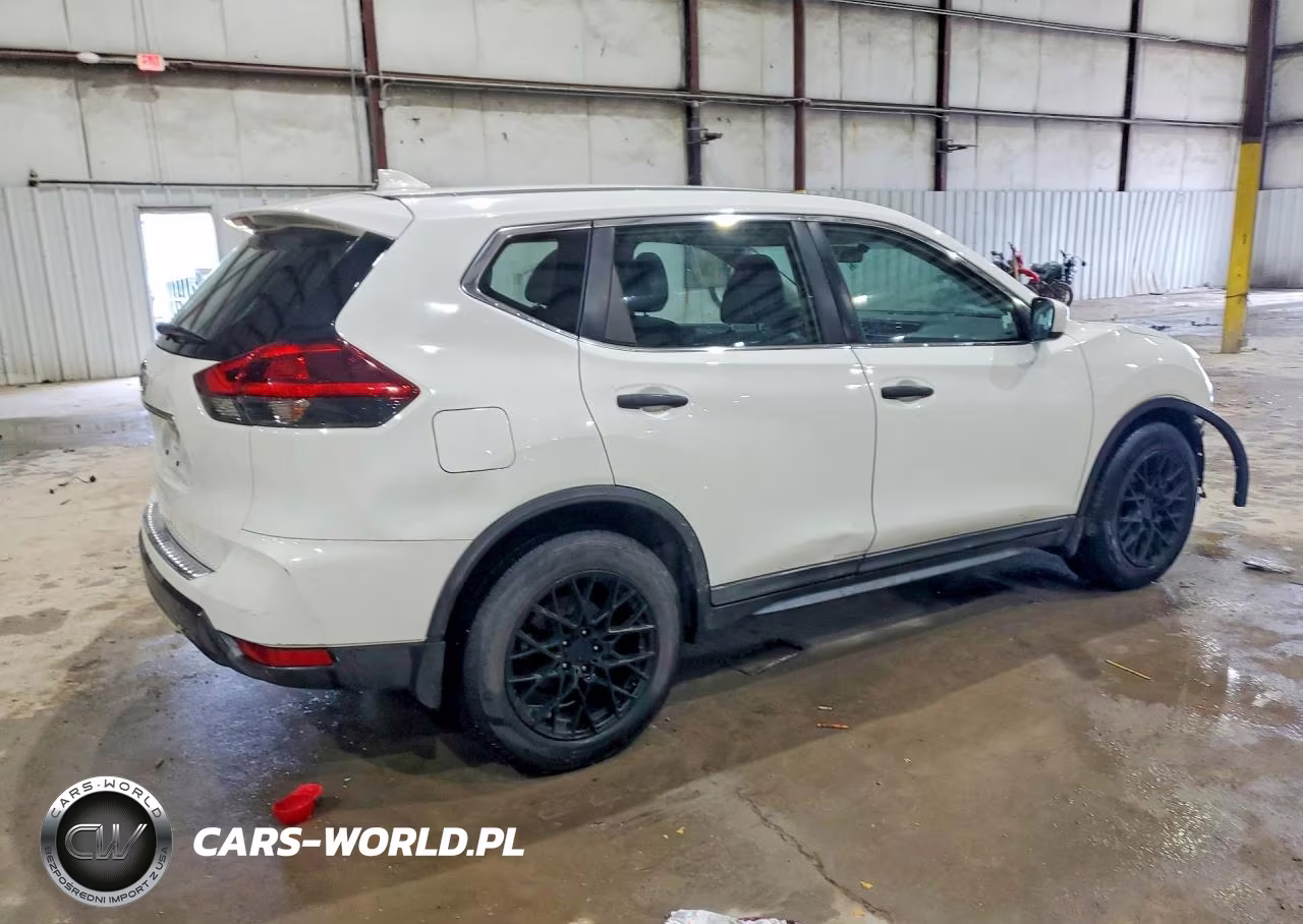 2018 Nissan Rogue S VIN:KNMAT2MT1JP559707 - 3