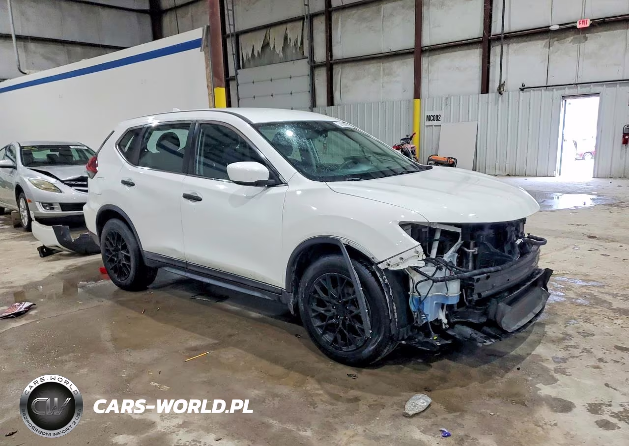 2018 Nissan Rogue S VIN:KNMAT2MT1JP559707 - 4