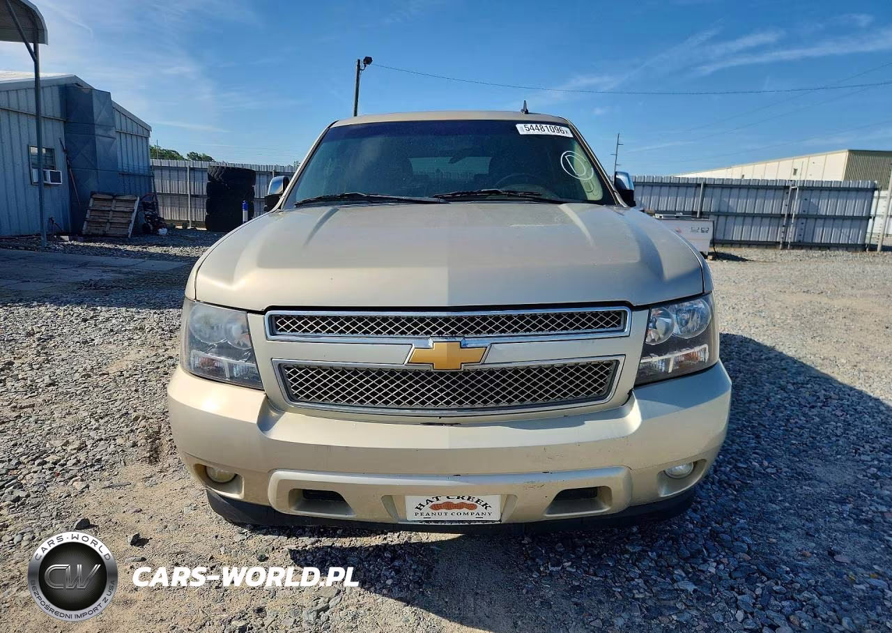 2013 Chevrolet Tahoe C1500 Lt VIN:1GNSCBE04DR176398 - 5