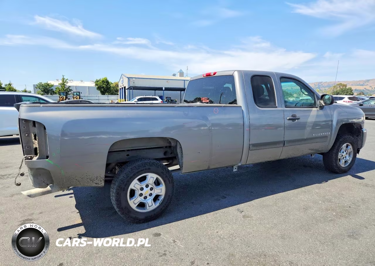2008 Chevrolet Silverado C1500 VIN:1GCEC19J38E130853 - 3